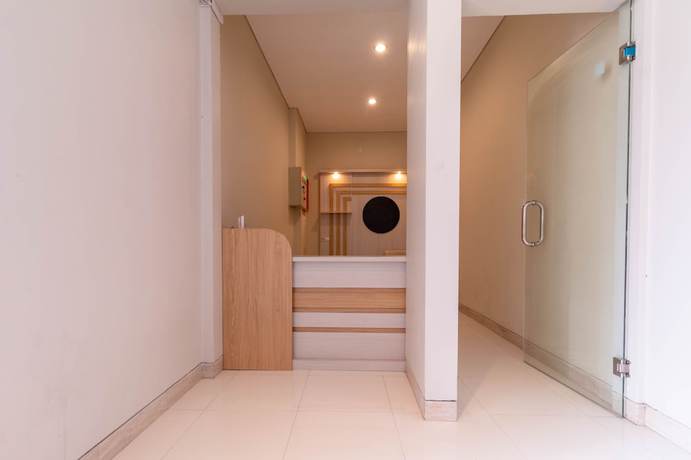 Imagen de los interiores del Hotel Josh Guest House. Foto 20