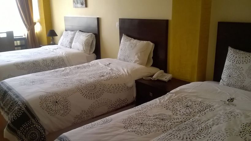 Imagen de la habitación del Hotel Joshed Imperial. Foto 13