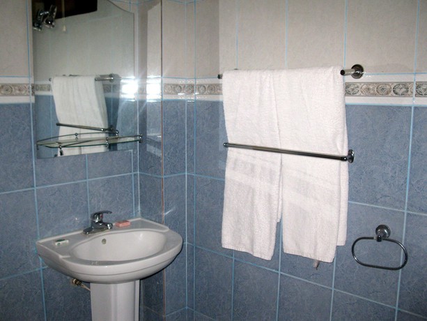 Imagen de la habitación del Hotel Joshmals. Foto 12