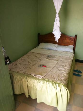 Imagen de la habitación del Hotel Joskaki. Foto 13