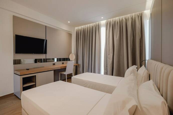Imagen general del Hotel Jost Caravel, Radhim&euml;. Foto 4