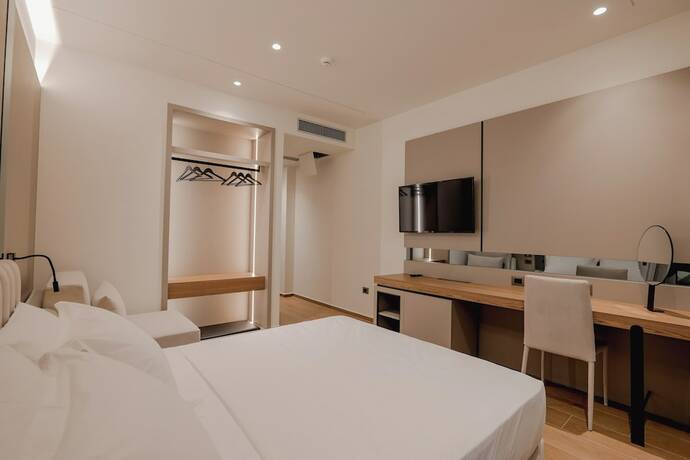 Imagen de la habitación del Hotel Jost Caravel, Radhim&euml;. Foto 11