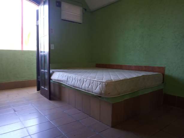 Imagen de la habitación del Hotel Jota. Foto 5