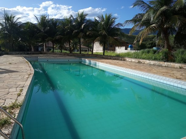 Imagen de la piscina del Hotel Jota. Foto 12