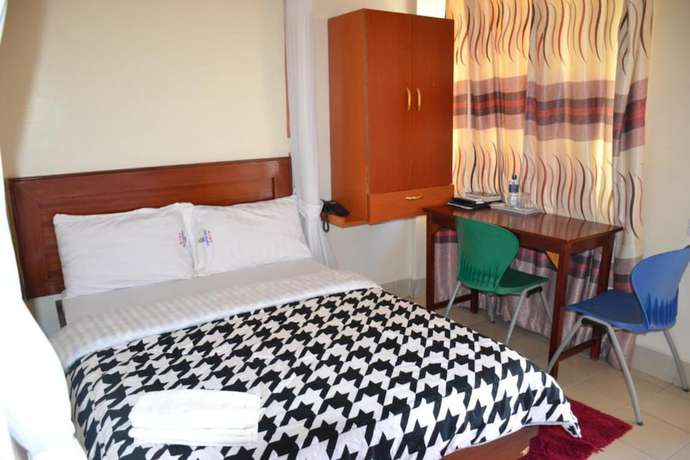 Imagen de la habitación del Hotel Joventure. Foto 10