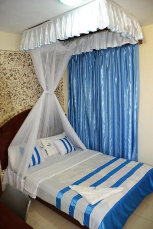 Imagen de la habitación del Hotel Joventure. Foto 12