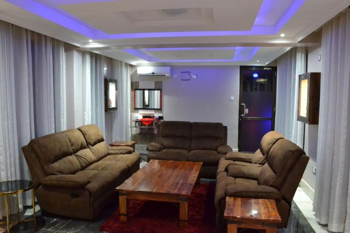 Imagen de los interiores del Hotel Joventure. Foto 19