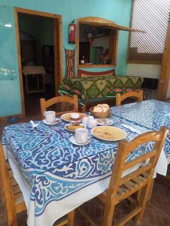 Imagen del bar/restaurante del Hotel Jowhara. Foto 4