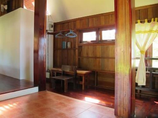 Imagen de la habitación del Hotel Joy Bungalow. Foto 13