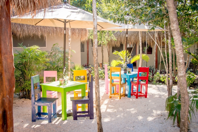 Imagen del bar/restaurante del Hotel Joy Tulum - Adults Only. Foto 3
