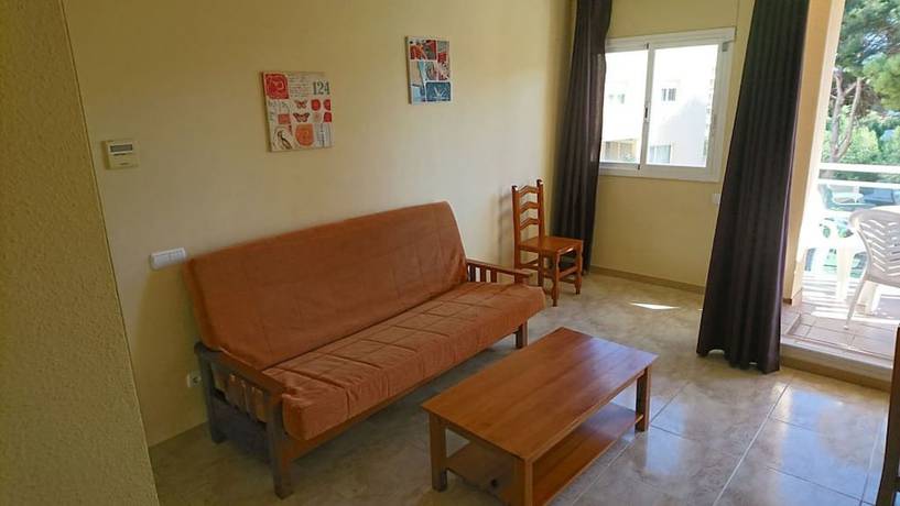 Imagen de la habitación del Hotel Joyapartments Golden Pineda. Foto 3