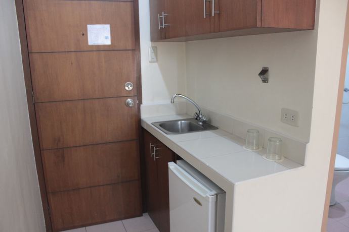 Imagen de la habitación del Hotel Joyce Apartelle Kalentong. Foto 13