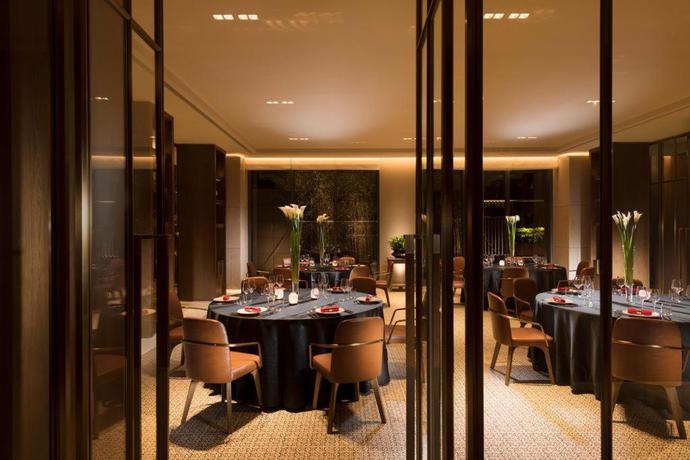 Imagen del bar/restaurante del Hotel Joyze Hotel Xiamen Curio Collection by Hilton. Foto 3