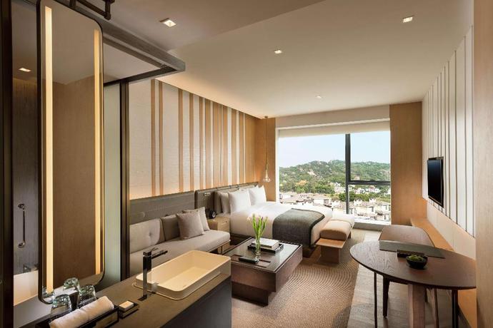 Imagen de la habitación del Hotel Joyze Hotel Xiamen Curio Collection by Hilton. Foto 18