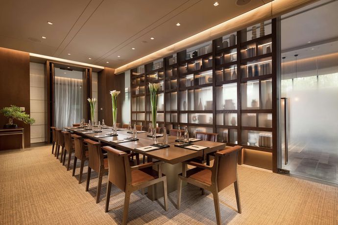 Imagen de la habitación del Hotel Joyze Xiamen, Curio Collection By Hilton. Foto 8