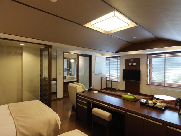 Imagen general del Hotel Jozankei Tsuruga Resort Spa Mori No Uta. Foto 1