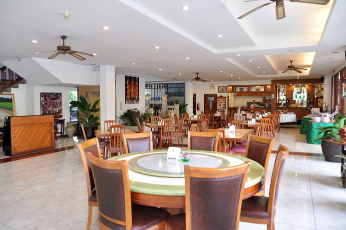 Imagen del bar/restaurante del Hotel Jp Villa. Foto 3