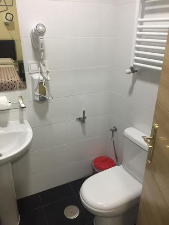 Imagen de la habitación del Hotel Jqc Rooms. Foto 4