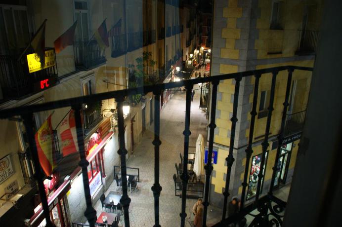 Imagen de los exteriores del Hotel Jqc Rooms. Foto 7