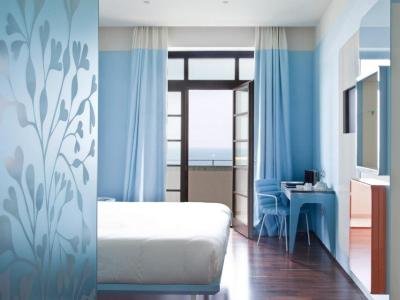 Imagen de la habitación del Hotel Jr Hotels Bari Grande Albergo Delle Nazioni. Foto 3