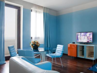 Imagen de la habitación del Hotel Jr Hotels Bari Grande Albergo Delle Nazioni. Foto 4