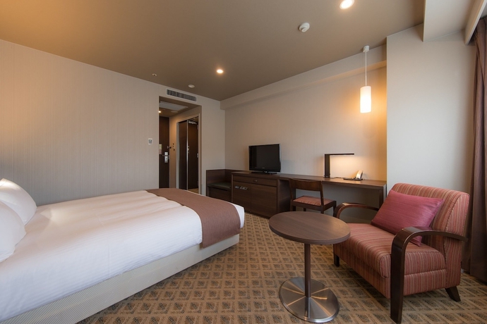 Imagen de la habitación del Hotel Jr Kyushu Nagasaki. Foto 11