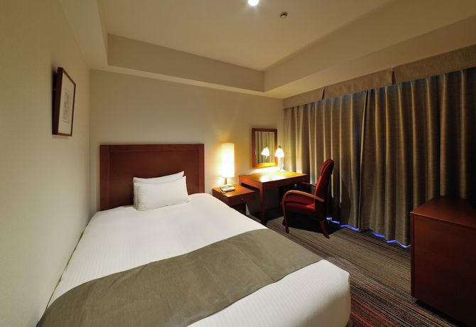 Imagen de la habitación del Hotel Jr Kyushu Station Kokura. Foto 6