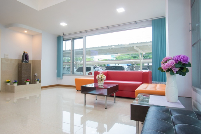 Imagen de los interiores del Hotel Jr Mansion. Foto 16