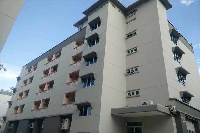Imagen de los exteriores del Hotel Jr Mansion. Foto 14