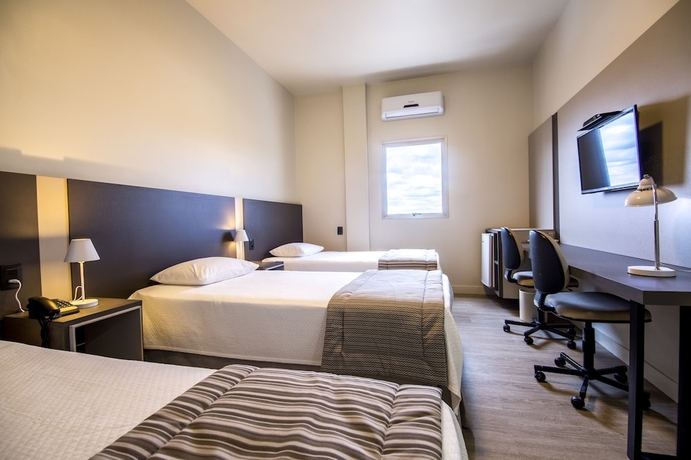 Imagen de la habitación del Hotel Jr, Mar&iacute;lia. Foto 6