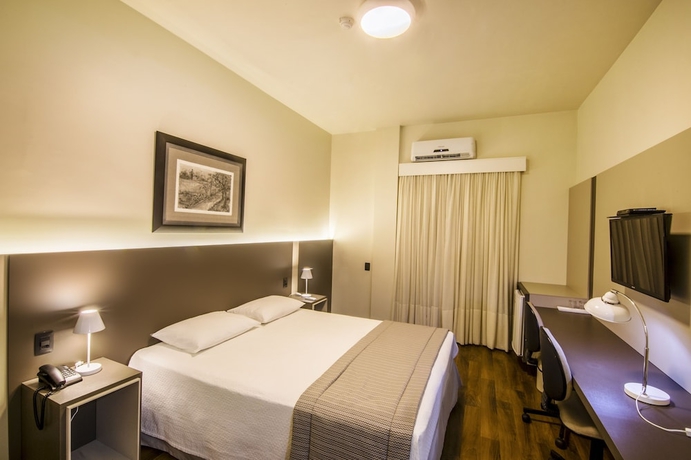 Imagen de la habitación del Hotel Jr, Mar&iacute;lia. Foto 11