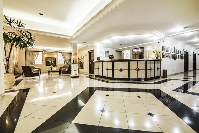 Imagen de los interiores del Hotel Jr, Mar&iacute;lia. Foto 19