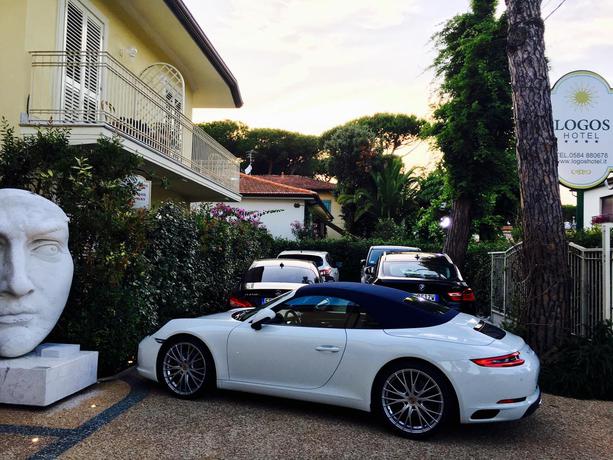 Imagen general del Hotel Jr Resort Logos Forte Dei Marmi. Foto 3