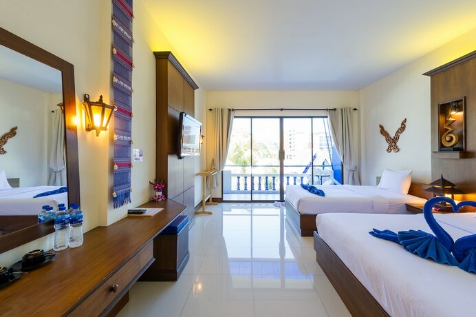 Imagen general del Hotel Jr Siam Kata Resort. Foto 12