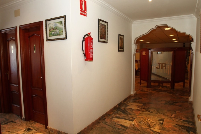 Imagen del bar/restaurante del Hotel Jr, Vilalonga. Foto 4