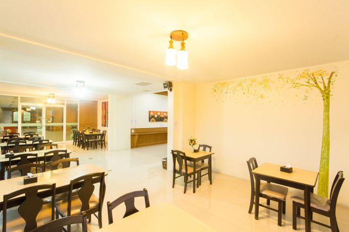 Imagen del bar/restaurante del Hotel Jrd Grand Place. Foto 2