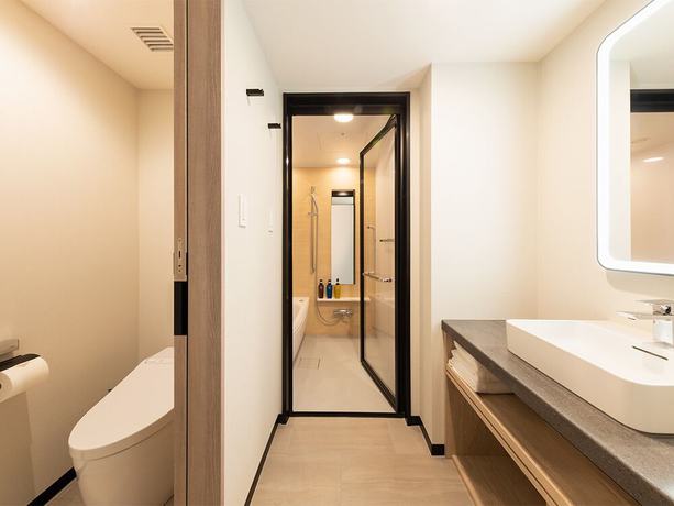 Imagen de la habitación del Hotel Jr-east Mets Yokohama. Foto 5