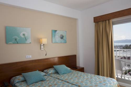 Imagen de la habitación del Hotel Js Miramar. Foto 13