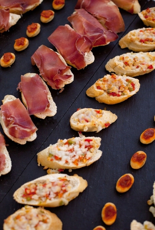 Imagen del bar/restaurante del Hotel Js Sol De Can Picafort - Adults Only. Foto 4