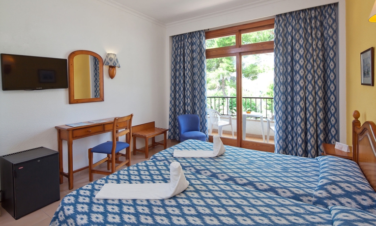 Imagen de la habitación del Hotel Js Yate. Foto 5