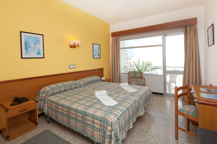 Imagen de la habitación del Hotel Js Yate. Foto 7