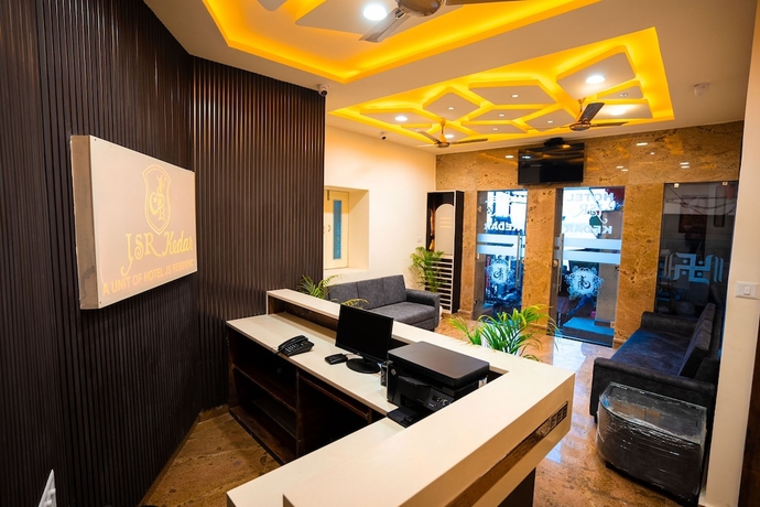 Imagen de los interiores del Hotel Jsr Kedar. Foto 13