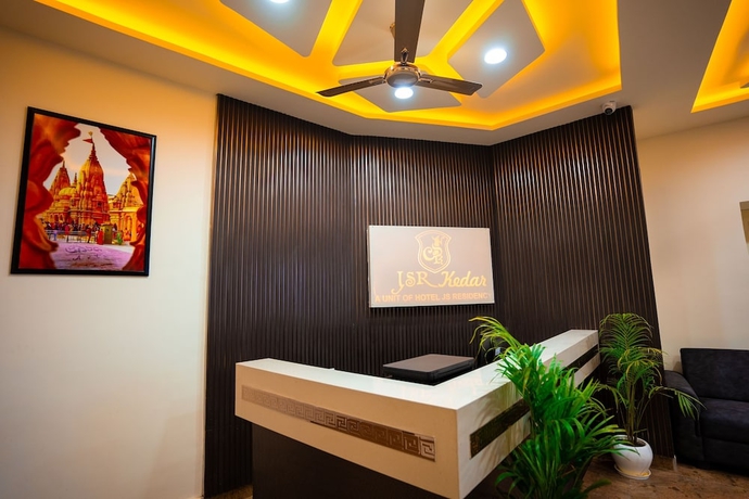 Imagen de los interiores del Hotel Jsr Kedar. Foto 15