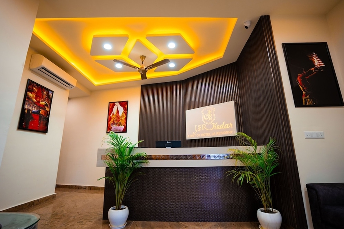 Imagen de los interiores del Hotel Jsr Kedar. Foto 16