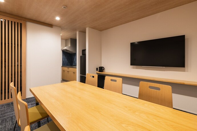 Imagen de la habitación del Hotel J-stay Beppu Indigo. Foto 24