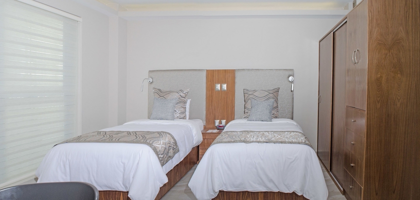 Imagen de la habitación del Hotel Jtowers. Foto 5