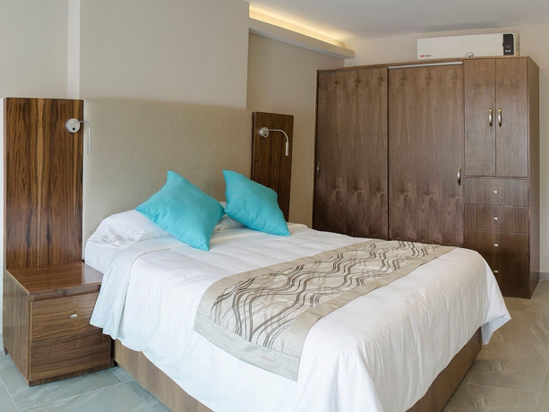 Imagen de la habitación del Hotel Jtowers. Foto 9