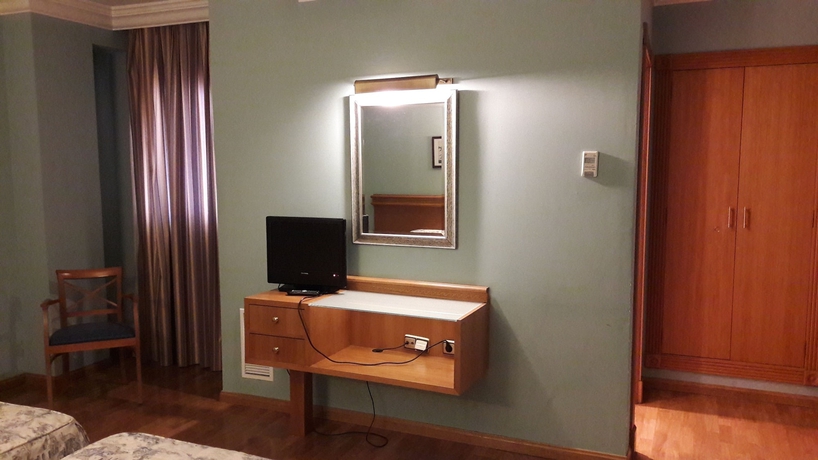 Imagen de la habitación del Hotel Juan Carlos I. Foto 15