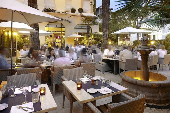 Imagen general del Hotel Juana. Foto 11