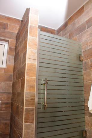 Imagen de la habitación del Hotel Juanedu Suites. Foto 3